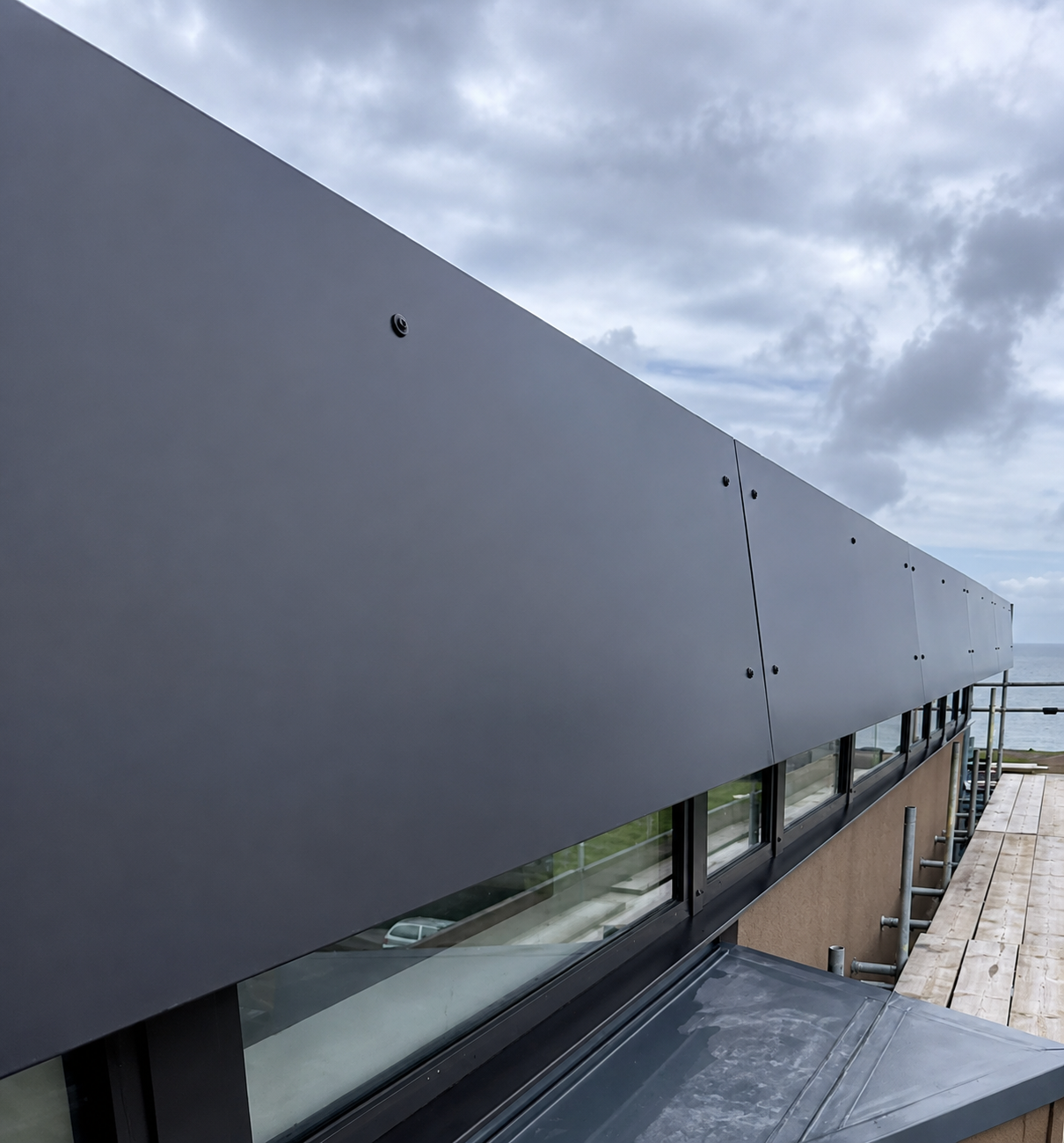Aluminium profiles and architectural cladding on a commercial building